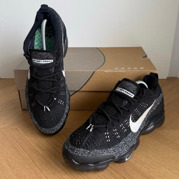 Nike Air Vapormax Flyknit Oreo Men Sneakers - SZ 7.5 main image 9